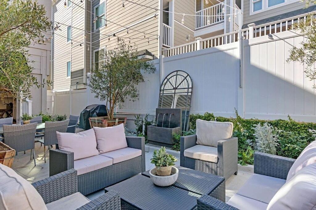 Ocean View From Private Patio, Across Street From Beach Apartment Carlsbad Bagian luar foto