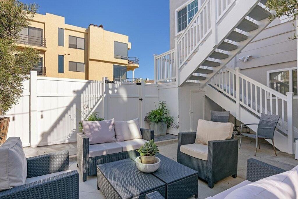 Ocean View From Private Patio, Across Street From Beach Apartment Carlsbad Bagian luar foto