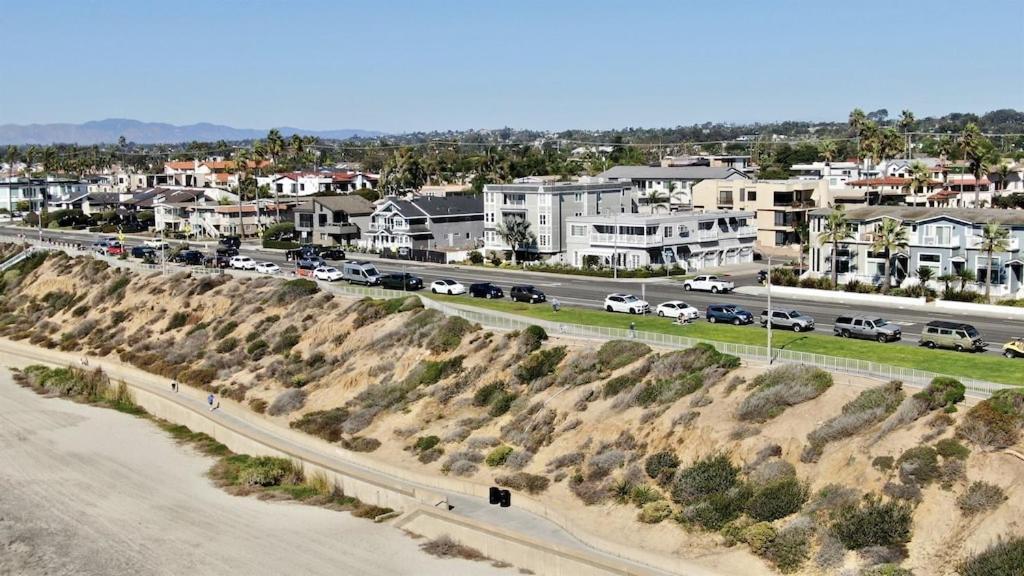 Ocean View From Private Patio, Across Street From Beach Apartment Carlsbad Bagian luar foto